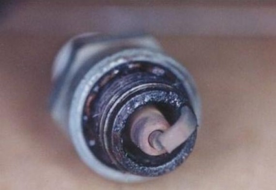 怎样判断火花塞该换了