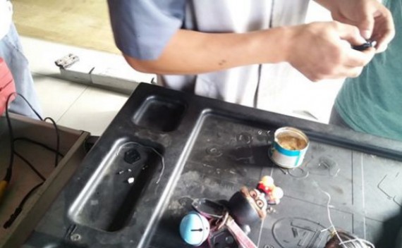 车钥匙坏了怎么办